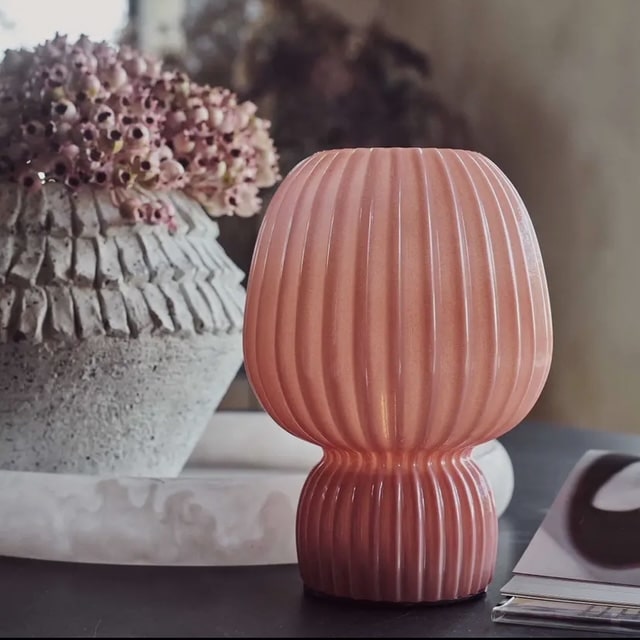 Finley Portable Lamp in Pink
